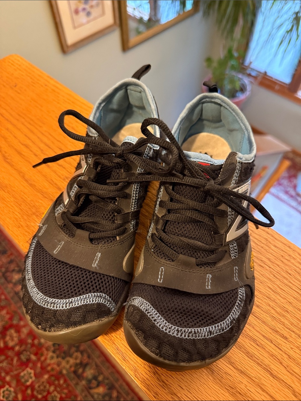 New Balance Minimus Women’s Sneakers